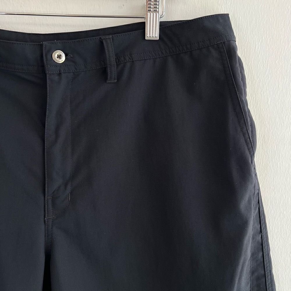 Vintage Patagonia Men’s Size 38 Black Flat Front Bermuda Style Shorts 11” Inseam - Picture 2 of 12